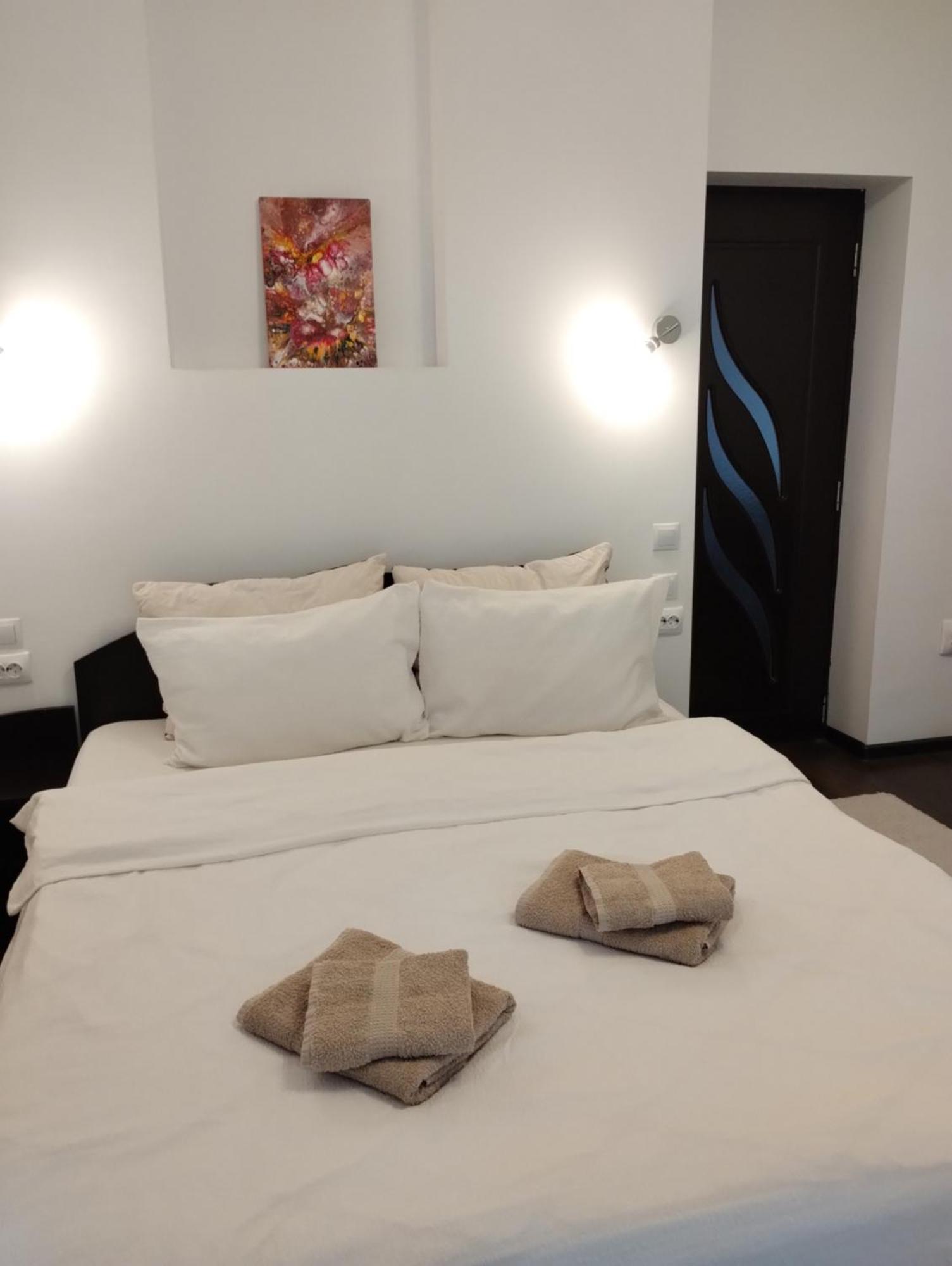 Hotel Casa Cu Flori à Buşteni Extérieur photo